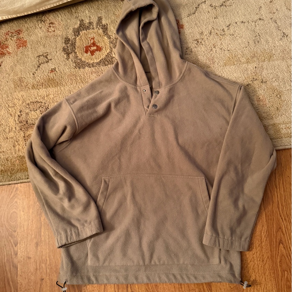 SHEIN Soft Gray Fleece Poncho